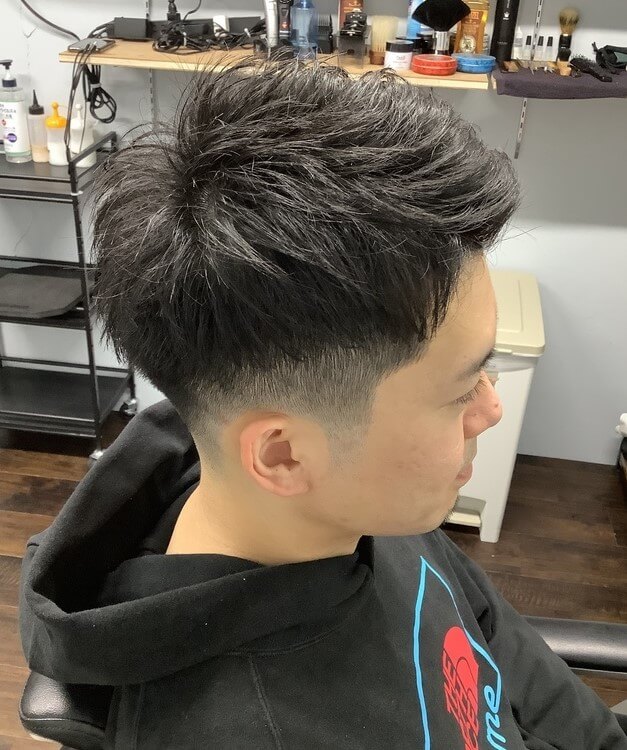 ツーブロック×アップバング1