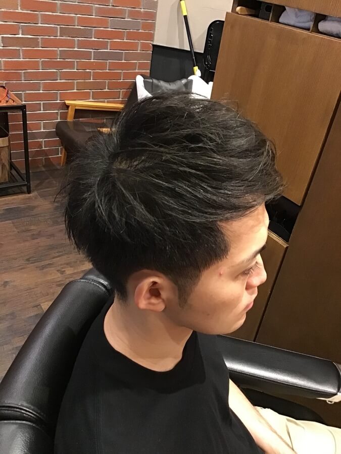 刈り上げ×束感ミディアム1