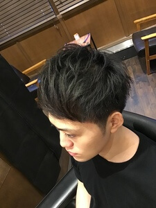 刈り上げ×束感ミディアム2