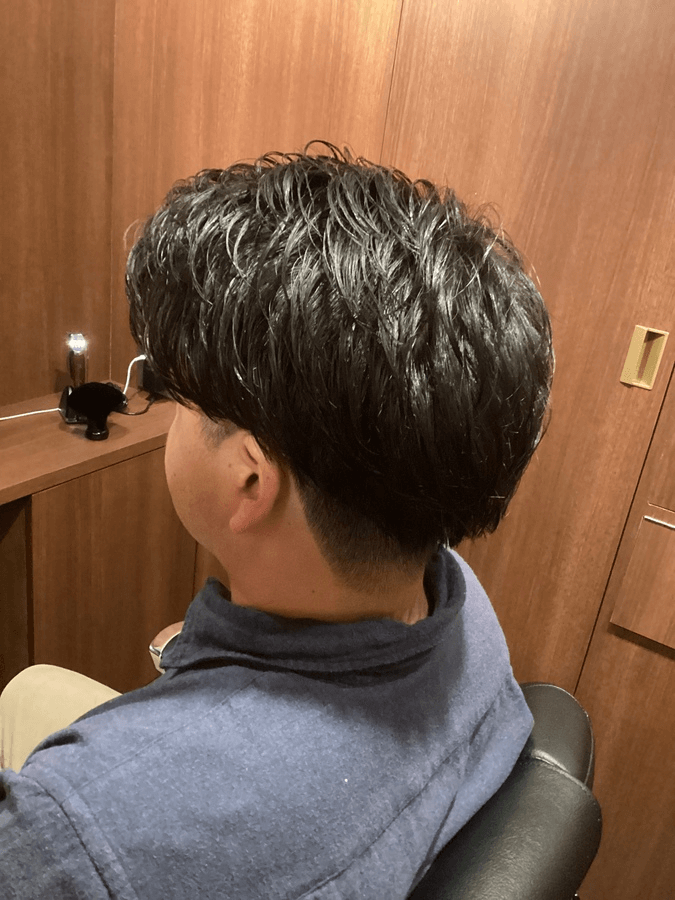 ツーブロック×センターパート