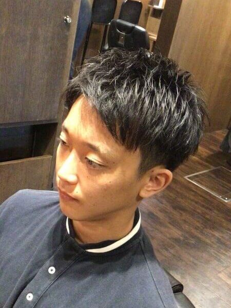 ツーブロック×ショート×アップバング1