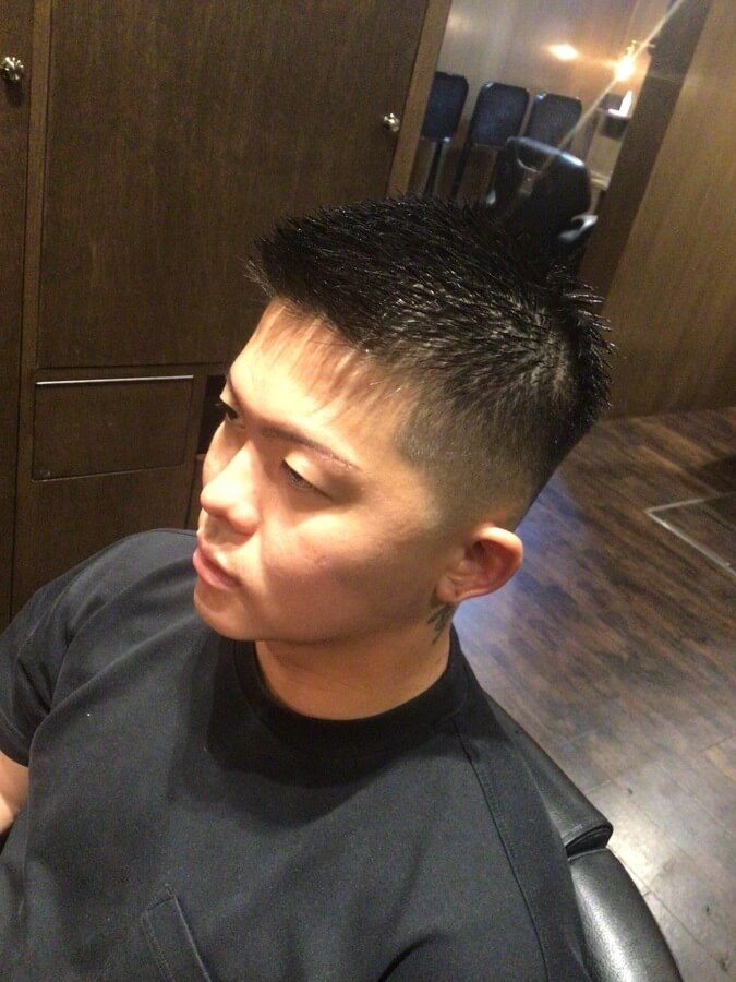 フェード×クロップ×アップバング1