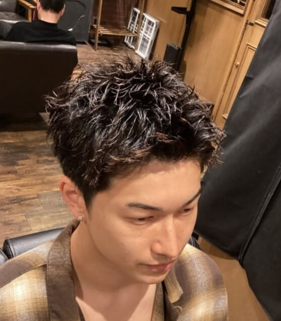 スパイキーショート×アップバング1