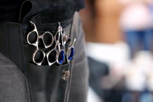 美容室とハサミ